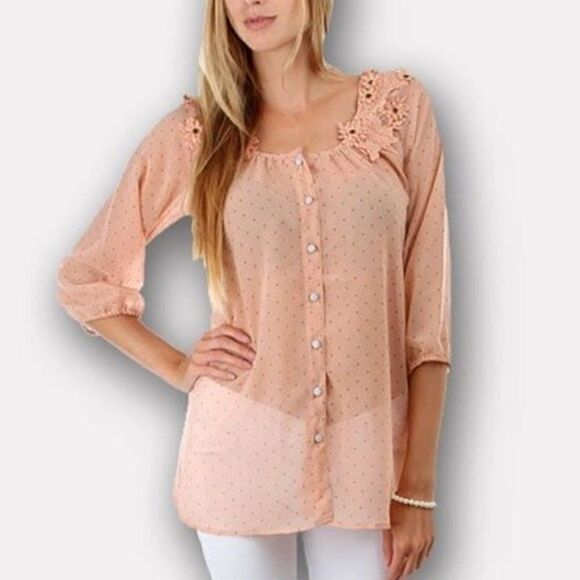 🖤 2/$20 BKE Flowered Chiffon Blouse - Picture 1 of 3